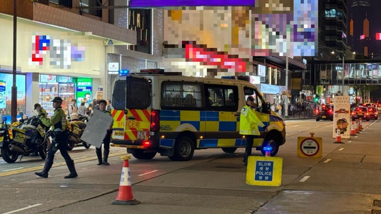 警方西九龍打擊的士濫收車資 截查50部的士 