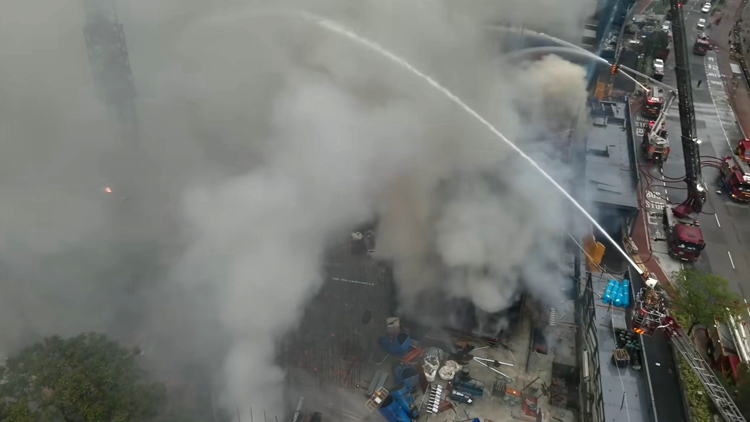 追蹤報(bào)道｜洪水橋地盤火警升為4級(jí) 暫無傷亡報(bào)告