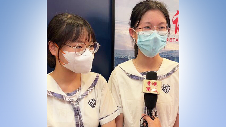 有片｜學(xué)生登「雪龍2」號(hào) 嘆國(guó)家科技發(fā)達(dá)：未來(lái)好想?yún)⑴c！