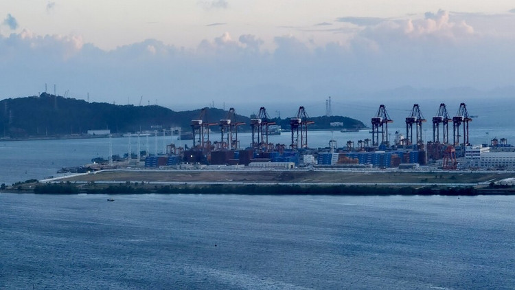 大鏟灣碼頭迎來新航線 往返中東及遠(yuǎn)東地區(qū)