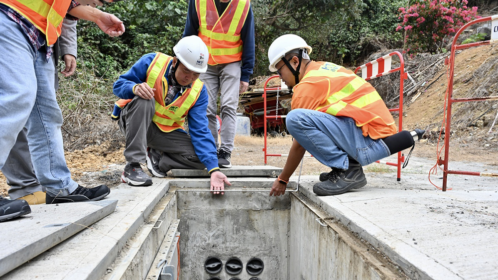 有片｜政府資助鋪設(shè)光纖網(wǎng)絡(luò)至偏遠(yuǎn)鄉(xiāng)村 已有約8萬(wàn)名村民受惠