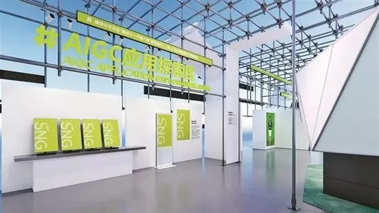 從美編到「包工頭」 他帶領(lǐng)深圳晚報策展團(tuán)隊(duì)幹到營收3000萬