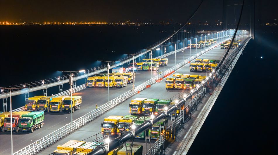 通過(guò)5000噸重壓「全身體檢」 深中通道橋樑工程完成荷載試驗(yàn)