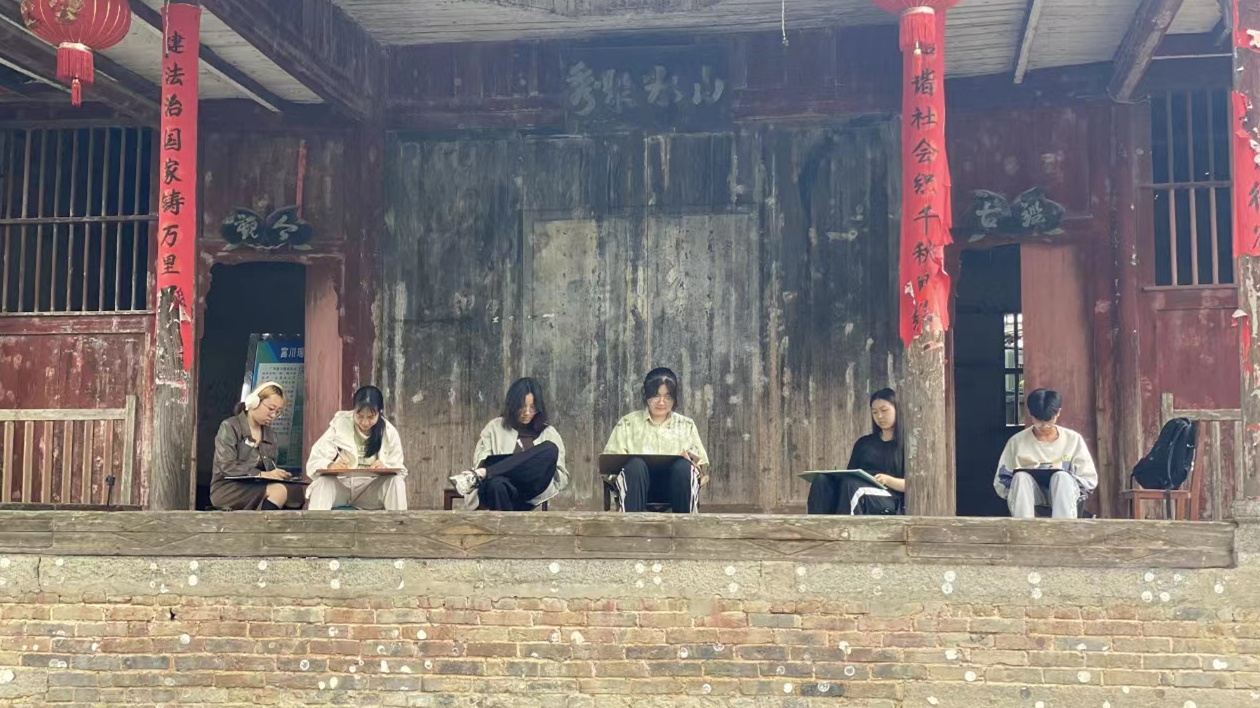 賀州市古鎮(zhèn)古村寫生創(chuàng)作基地實現(xiàn)縣域全覆蓋