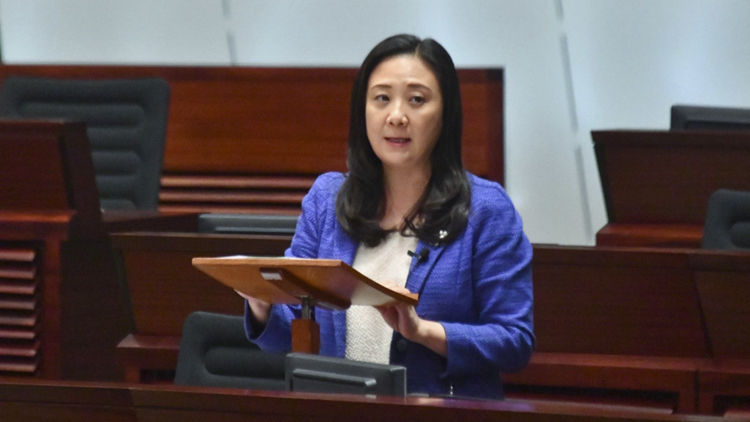 葛珮帆：目前國安法律已規(guī)管虛假資訊 暫無需另行立假新聞法