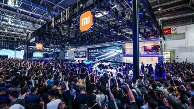 顛覆「三觀」的北京車展：「車?！怪茗櫠B 頂流雷布斯 「急了眼」的BBA