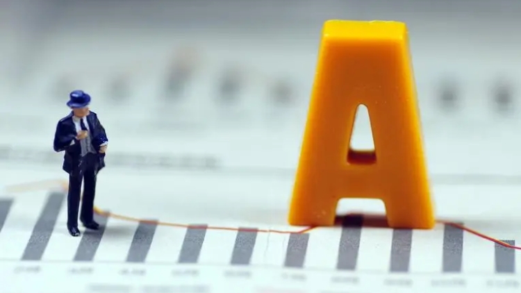 【A股午盤(pán)】創(chuàng)指跌1.25% 旅遊板塊領(lǐng)跌