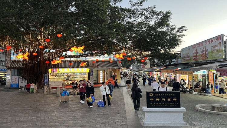 中英街「五一」好戲連臺！預(yù)計5月3日迎客流高峰