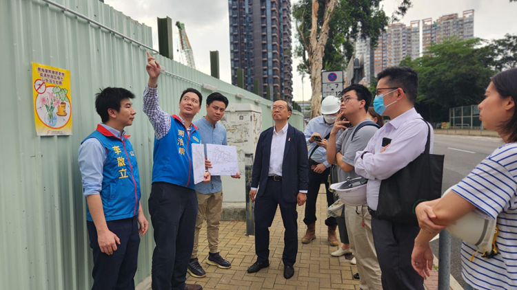 民建聯(lián)團(tuán)隊晤房屋局代表 倡十八鄉(xiāng)路公屋項目增設(shè)商場及加密巴士班次