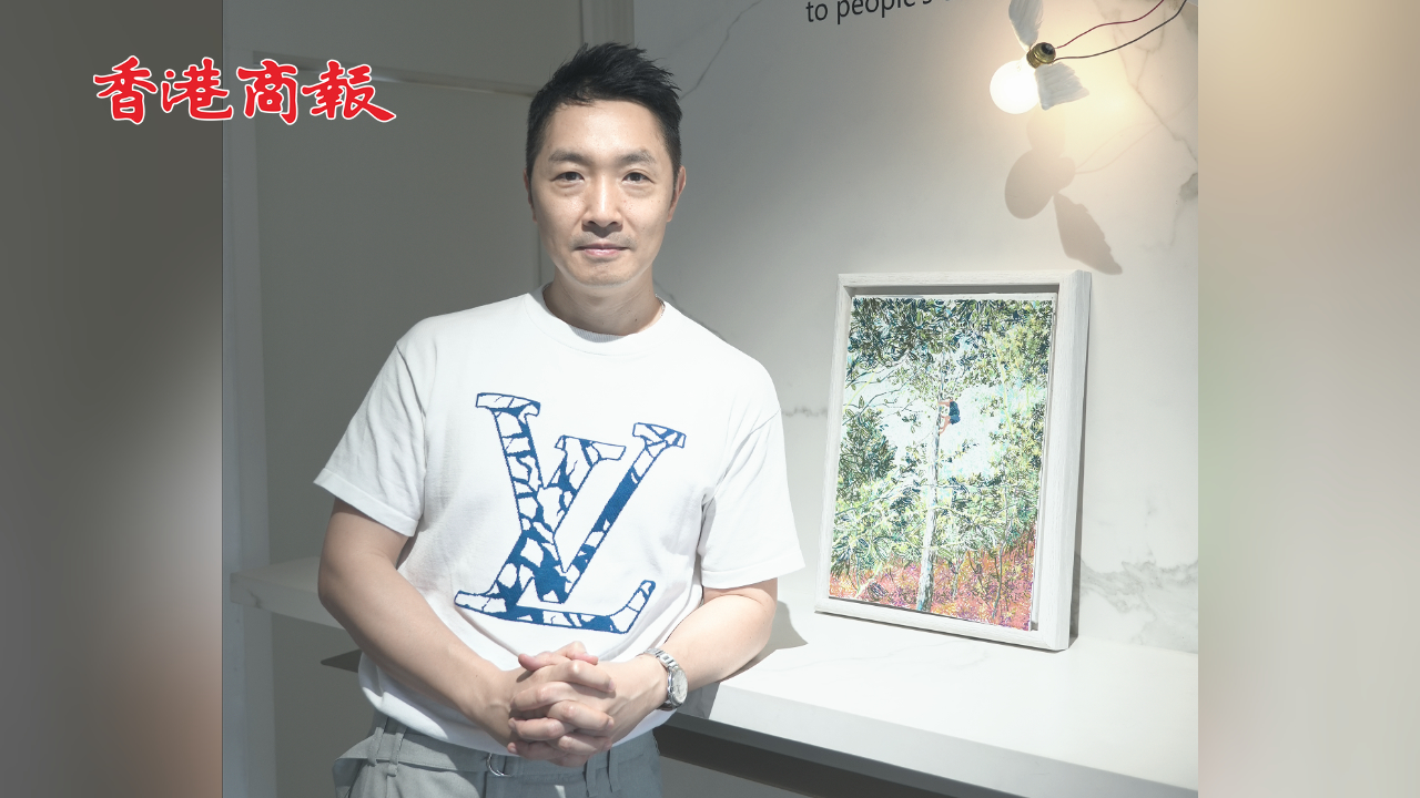 有片丨【深圳設(shè)計周】AI會淘汰設(shè)計師嗎？「設(shè)計界頂流」高少康解畫