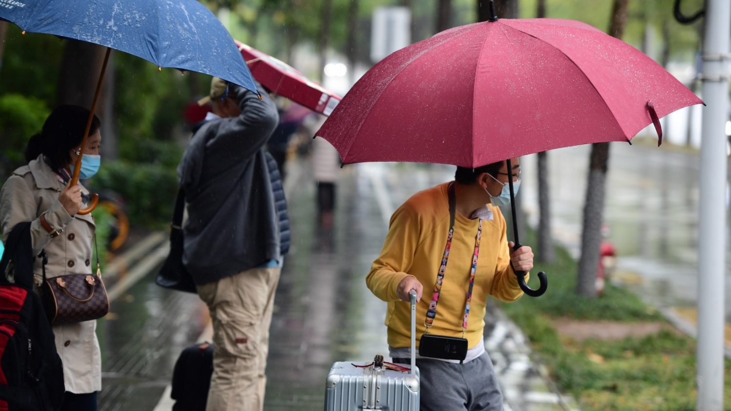 注意！深圳機(jī)場啟動大面積航延黃色預(yù)警