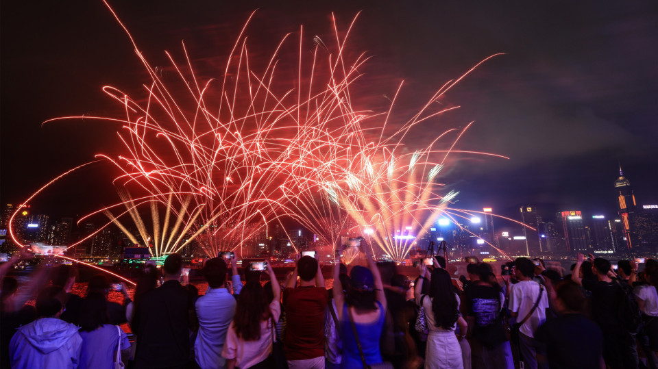 政府總結(jié)五一黃金周 逾76萬內(nèi)地旅客訪港