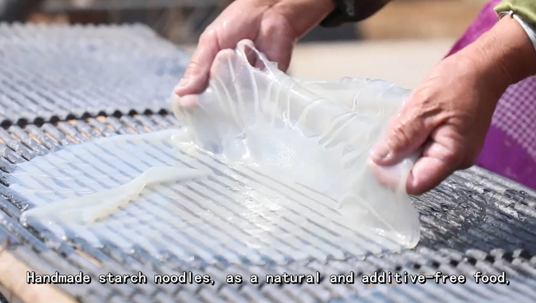 【視聽(tīng)山東】手工「老」粉皮 「旋」出新活力