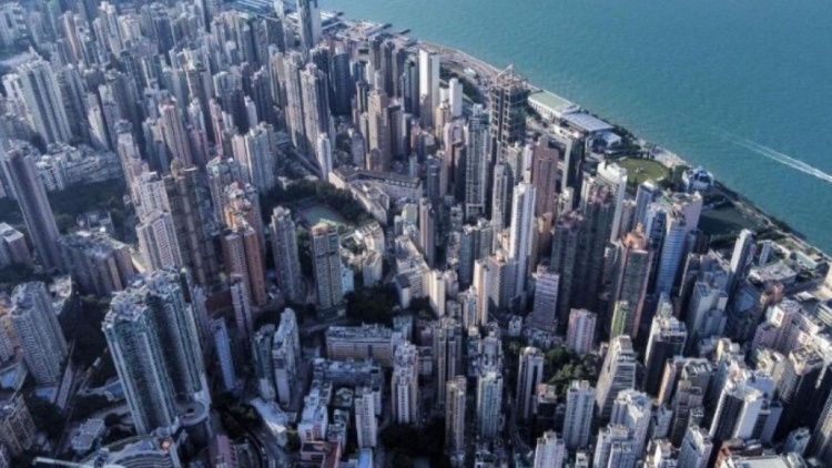 【港樓】4月一手私宅登記破400億創(chuàng)新高 利嘉閣：撤辣入市高峰暫告段落