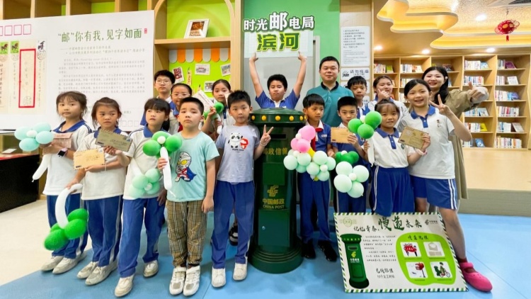 寫一封家書給母親，南園街道濱河社區(qū)開展感恩母親節(jié)活動