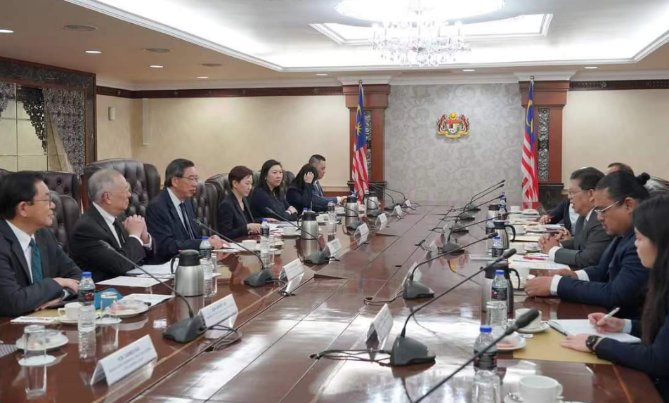 立法會(huì)東盟考察團(tuán)拜訪馬來西亞國(guó)會(huì) 促進(jìn)友好交流