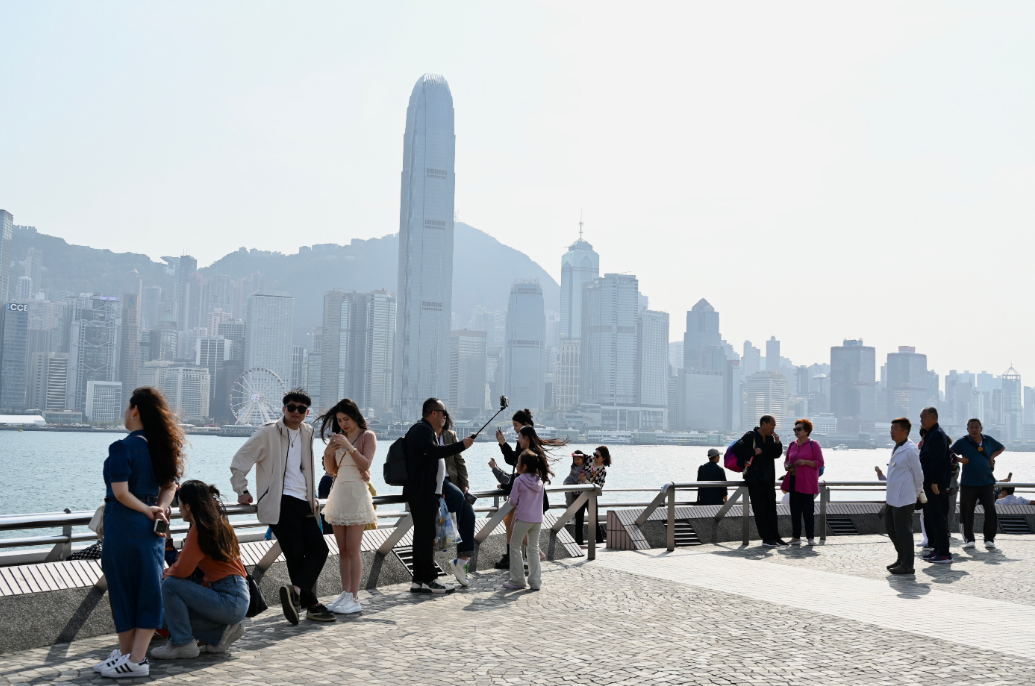 4月訪港旅客340萬人次 內(nèi)地旅客按年升7.8%