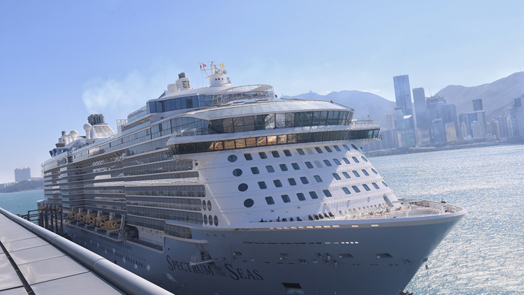 外國旅遊團乘坐郵輪入境沿海省份免簽 港府歡迎：有助推動郵輪業(yè)發(fā)展