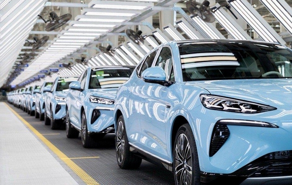 東西問 | 李大偉：為什麼說不存在所謂「中國產(chǎn)能過?！箚栴}？