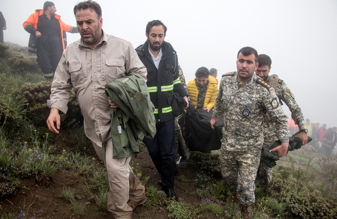 追蹤報(bào)道 | 伊朗總統(tǒng)墜機(jī)細(xì)節(jié)公開(kāi)：「在空難發(fā)生幾分鐘內(nèi)離世」