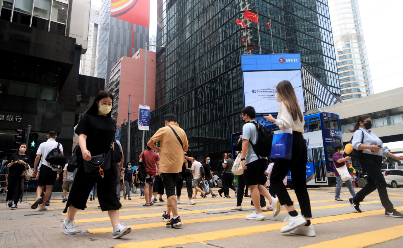 積金評級料5月強(qiáng)積金人均賺8600元