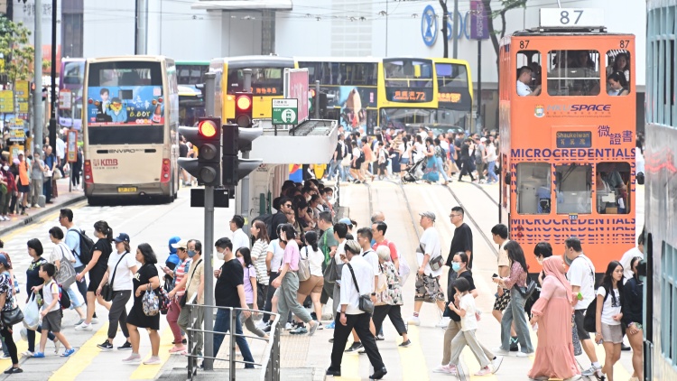 【港事講場】個人遊再擴(kuò) 機(jī)遇須緊抓