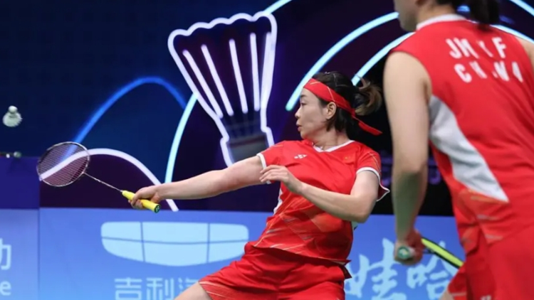 新加坡羽毛球公開(kāi)賽揮拍開(kāi)賽 「凡塵組合」晉級(jí)下一輪