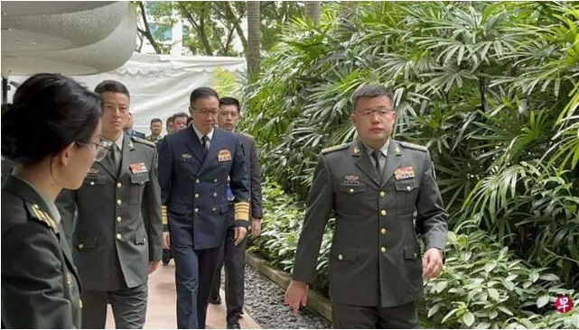 中美防長(zhǎng)兩年來首晤結(jié)束 歷時(shí)70分鐘比原定安排長(zhǎng)10分鐘