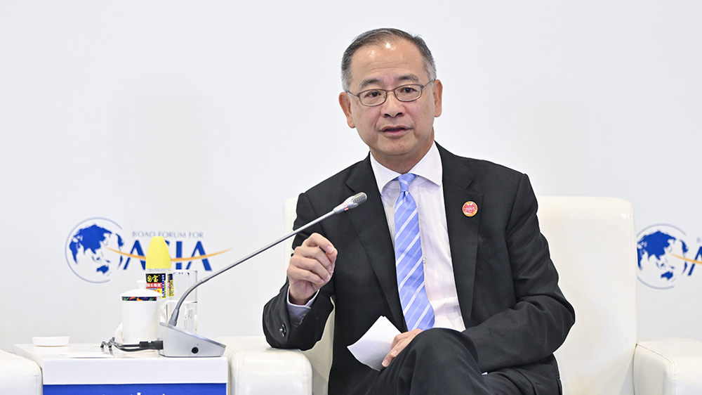 余偉文：研究將商業(yè)數(shù)據(jù)通平臺與內(nèi)地連接