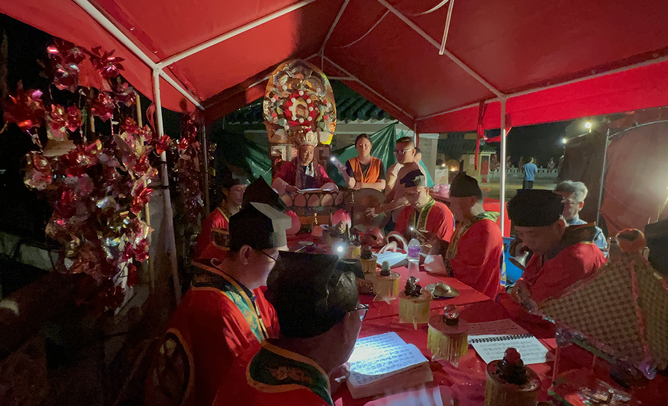 【鄉(xiāng)俗紀(jì)聞】雨打又停電 大廟年度打醮履險完成