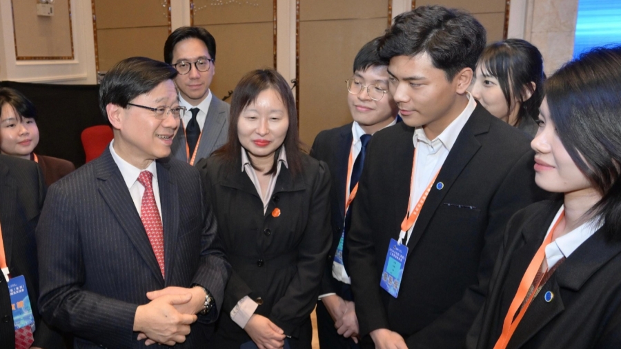 大灣區(qū)青年就業(yè)計(jì)劃現(xiàn)正接受申請(qǐng) 港青分享內(nèi)地工作感受