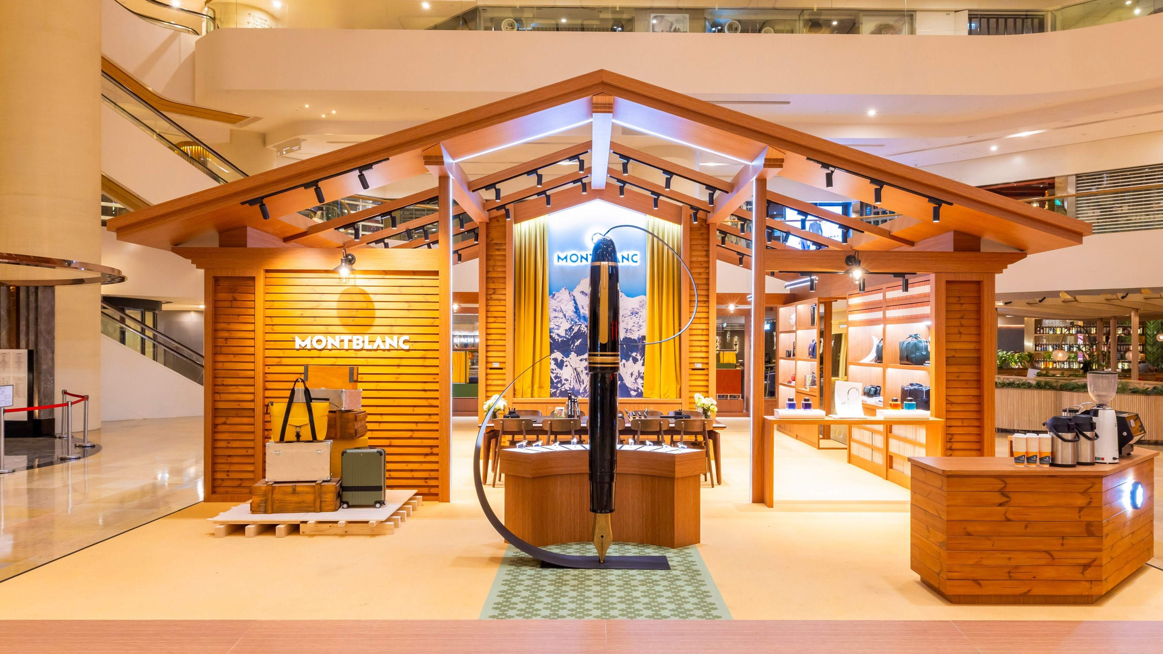 【時(shí)尚】 雪山木屋期間限定店 展示百年書寫文化