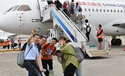中國國產大飛機C919開啟第四條商業(yè)定期航線