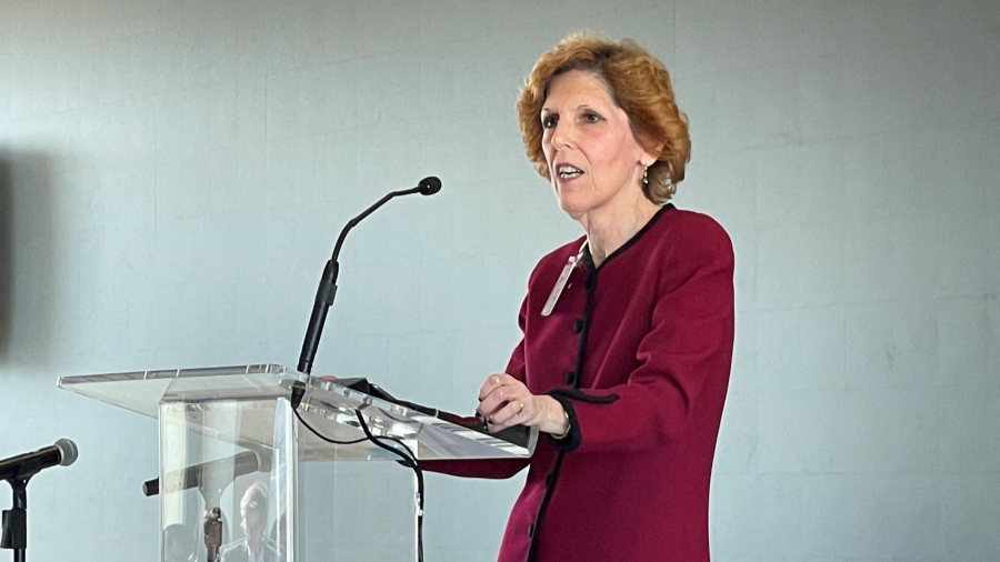 聯(lián)儲局大鷹派梅斯特罕見鬆口 稱不要等待太久才減息