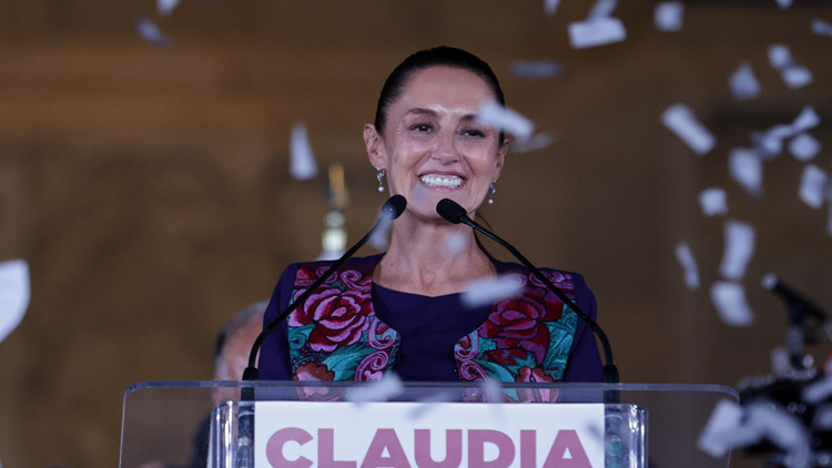 墨西哥當(dāng)選總統(tǒng)車隊(duì)發(fā)生車禍 已致1人死亡數(shù)人受傷