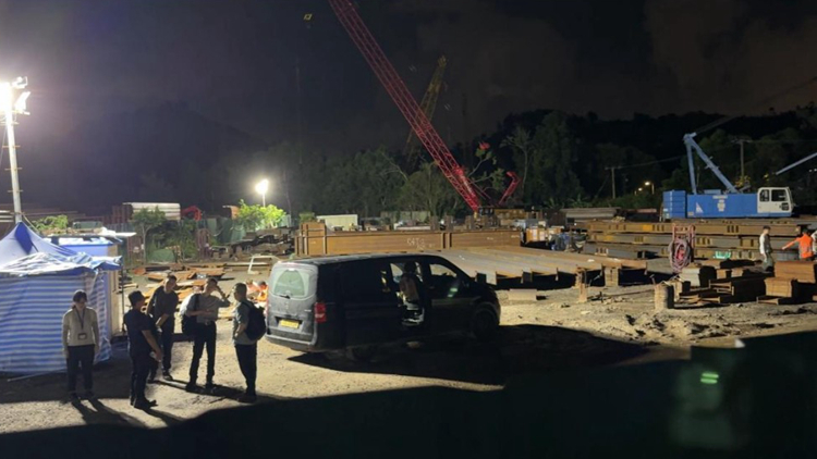 元朗貨倉(cāng)男工人被工字鐵擊斃 勞工處：已向僱主及承建商發(fā)出暫時(shí)停工通知書