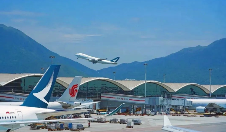 國泰：離港航班或延誤 籲旅客提早抵機(jī)場