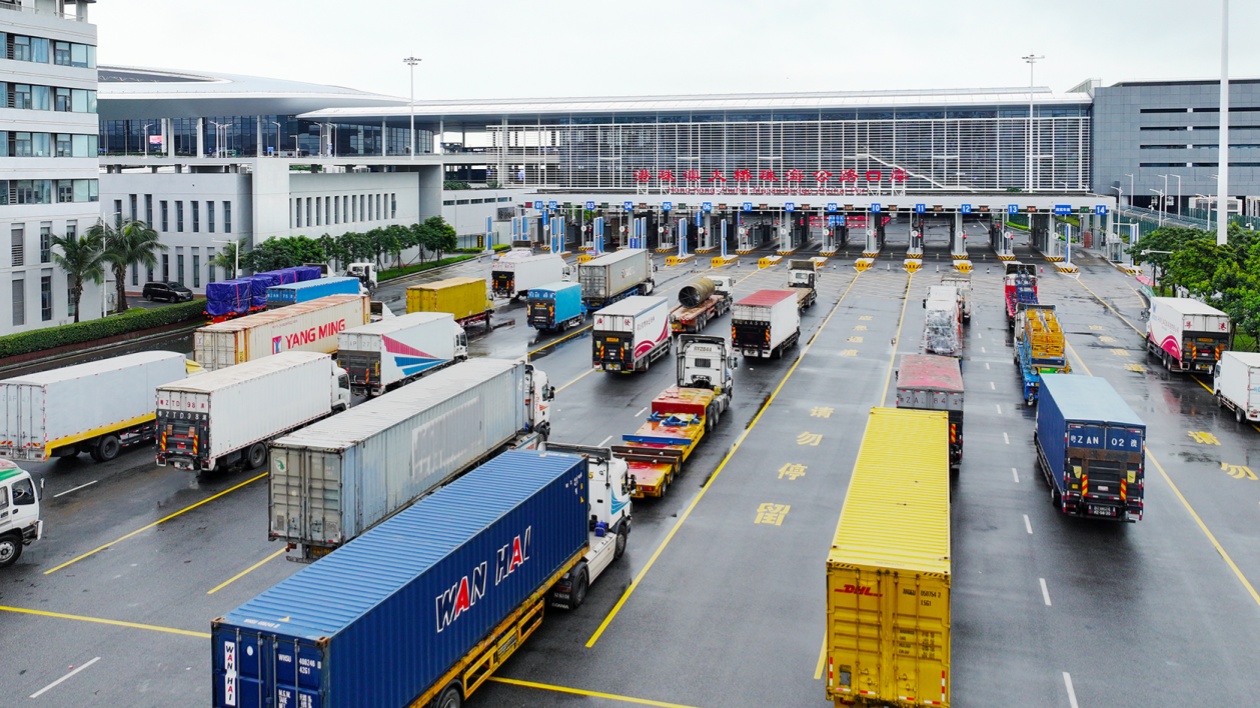 拱北海關(guān)出臺新輪優(yōu)化口岸促進跨境貿(mào)易措施