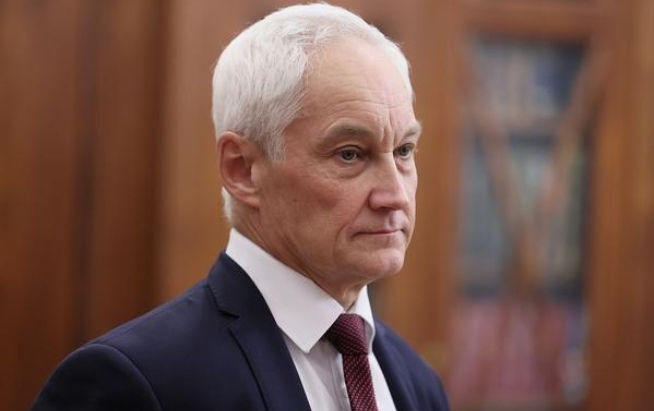 俄美防長一年多來首次通話 雙方通報內(nèi)容大相徑庭 