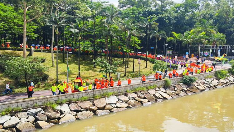 特製神船載大王爺出巡大埔