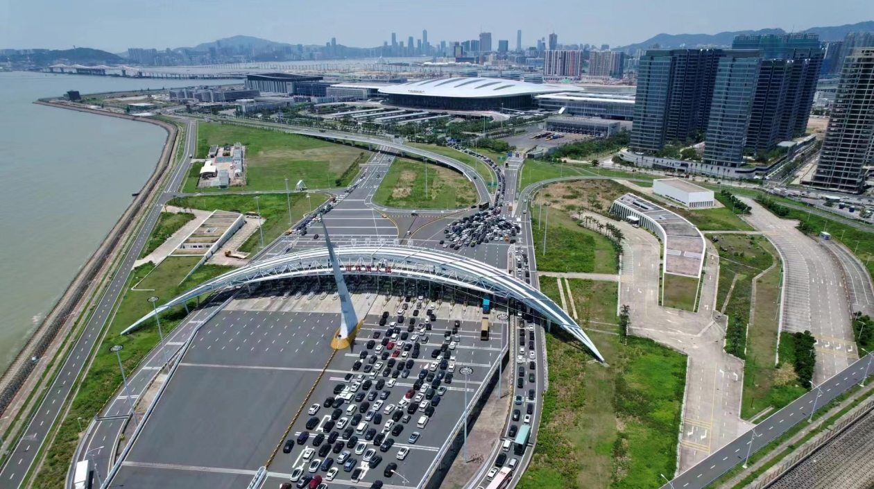 灣區(qū)融合發(fā)展里程碑！香港單牌車「北上」突破100萬輛次