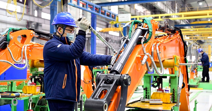 製造業(yè)數(shù)字化轉(zhuǎn)型之問二：傳統(tǒng)產(chǎn)業(yè)工人路在何方？