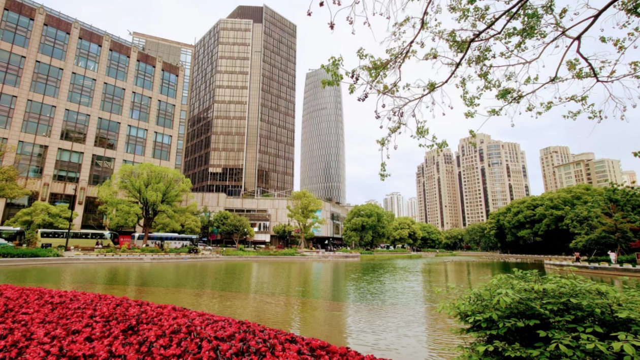 仲量聯(lián)行：上海第二季度商辦市場租賃需求溫和復蘇