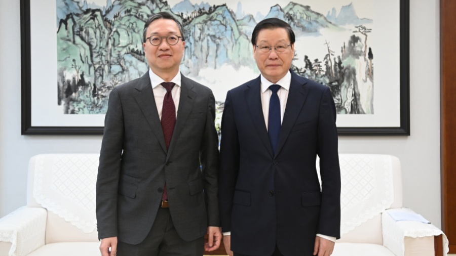 應(yīng)勇會(huì)見香港律政司司長(zhǎng)林定國(guó)