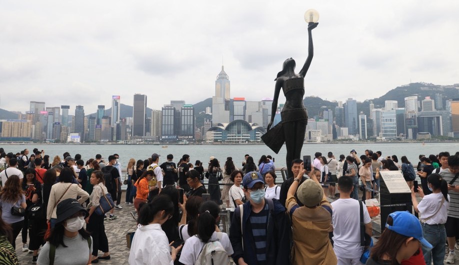 旅發(fā)局：上半年累計(jì)約2100萬旅客訪港 按年增逾六成