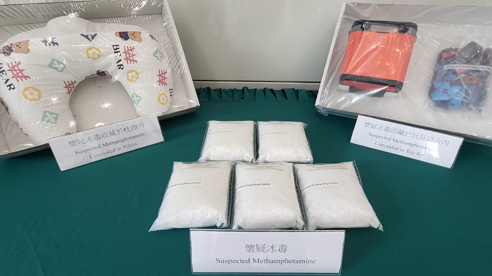 海關(guān)破枕頭運(yùn)毒案 拘一男檢250萬(wàn)元冰毒