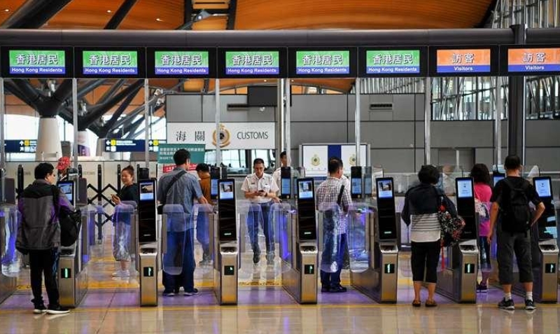 港澳聯(lián)合推出通關(guān)互認(rèn)二維碼服務(wù) 便利居民跨境流動