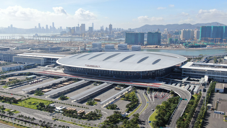 上半年珠海外貿(mào)進(jìn)出口實(shí)現(xiàn)兩位數(shù)增長，跨境電商持續(xù)發(fā)力 新興產(chǎn)業(yè)助外貿(mào)穩(wěn)中提質(zhì)