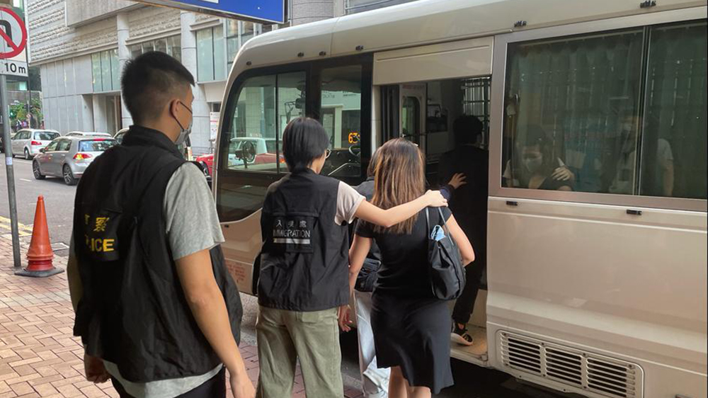 警方及入境處聯(lián)合行動 打擊非法入境者拘兩人