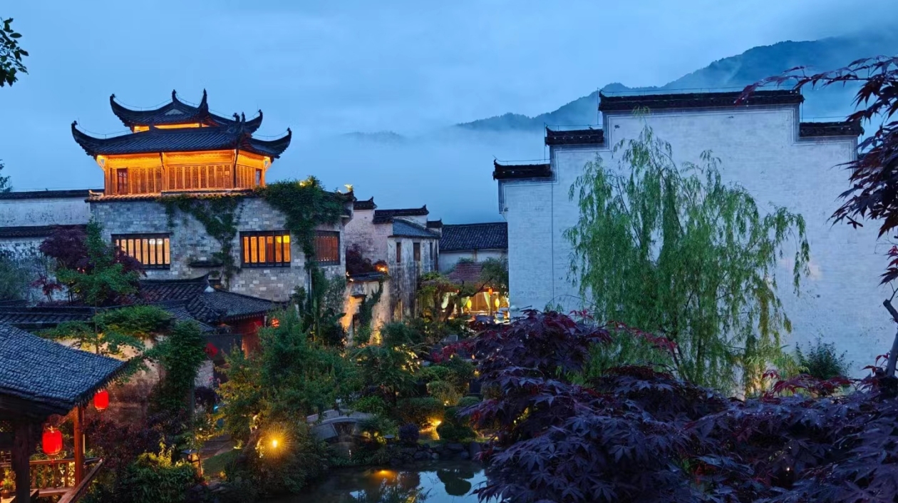 【康養(yǎng)中國(guó)】暢遊山水田園品讀人文浪漫 皖黟縣碧陽(yáng)鎮(zhèn)康養(yǎng)旅居遇「涼機(jī)」